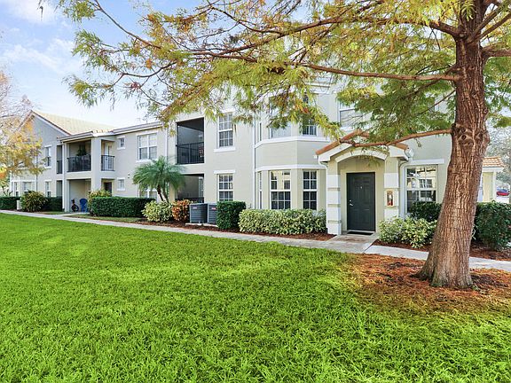 2nd image of 154 SW Peacock Boulevard #28101