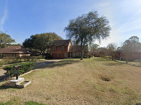 2nd image of 10906 White Thorn St