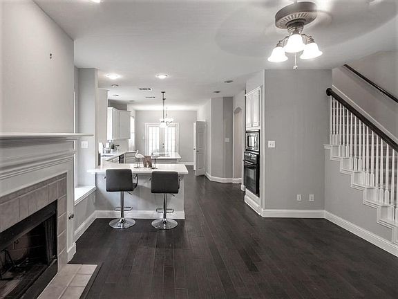 4th image of 4605 Spencer Dr