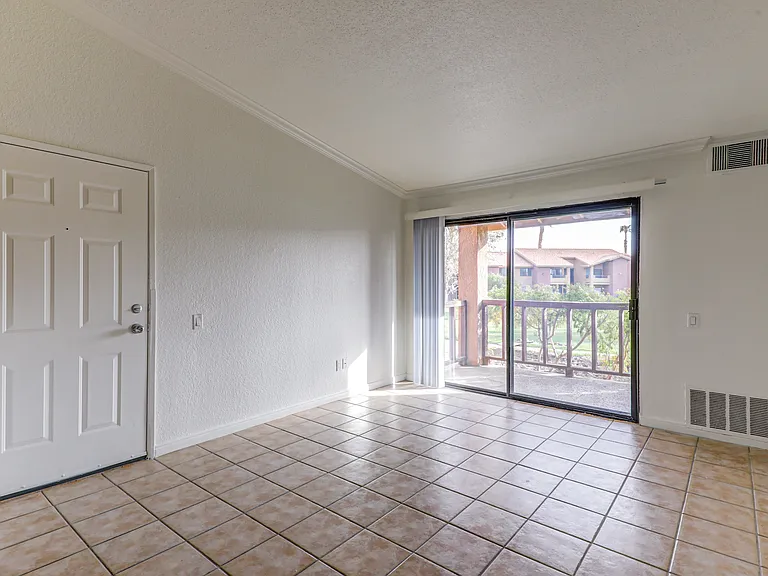 Saddleback Condominium Rentals — Photo 11
