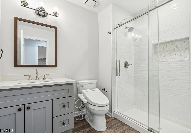 251 Plymouth Ct #251 — Photo 19