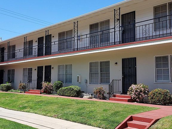 3rd image of 1630 E 2nd St APT 3