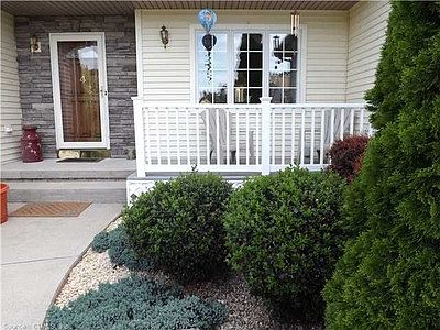 2nd image of 4 Orchard Ln