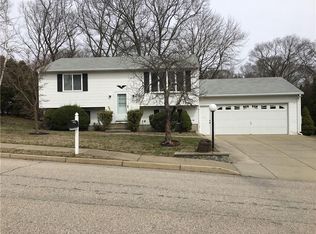 39 Winman Ct, Warwick, RI 02886