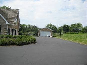 3rd image of 1 Pine Heritage Dr