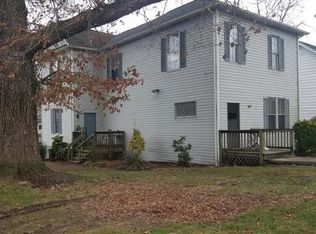 1701 Grove Ave APT 3, Radford, VA 24141