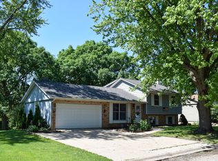 253 Highland Ave, Hampshire, IL