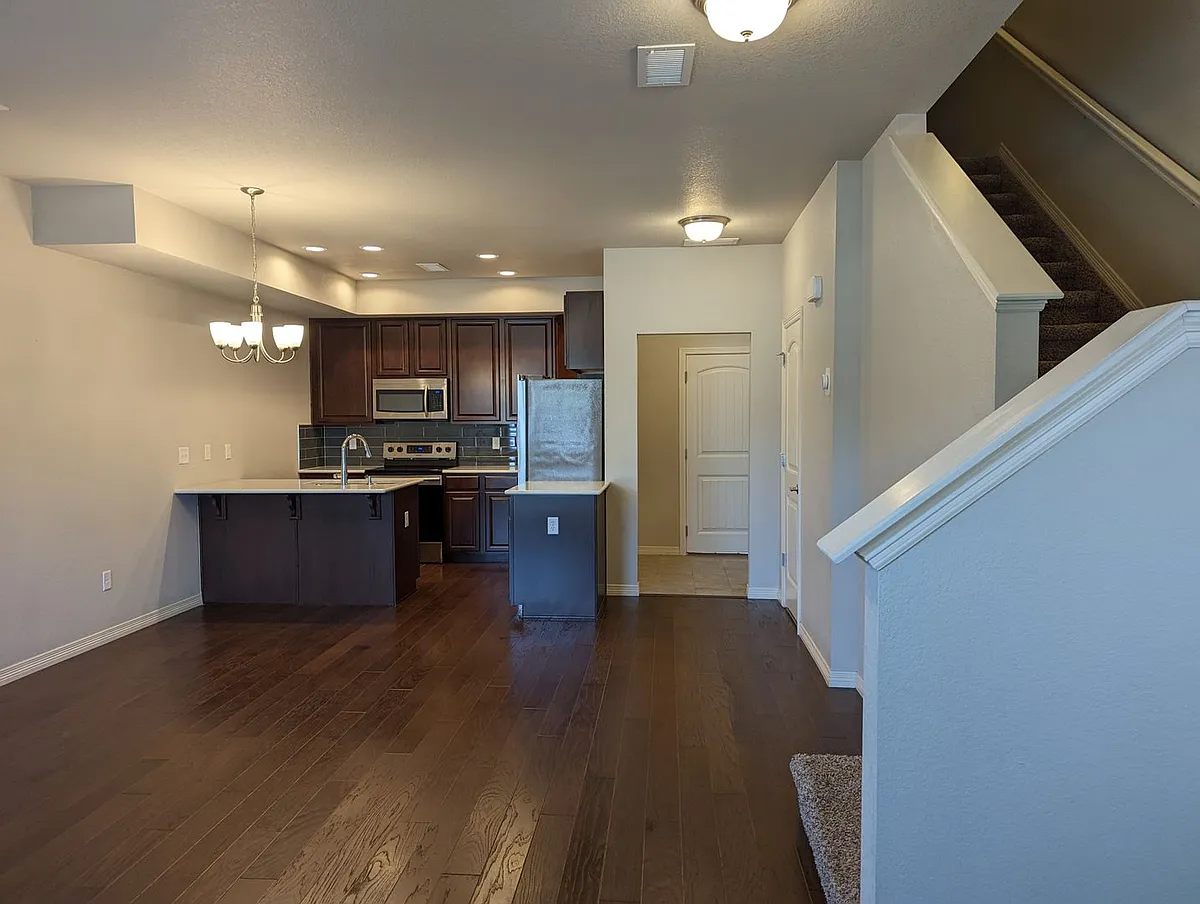 Building Photo - 1691 Grand Ave #3