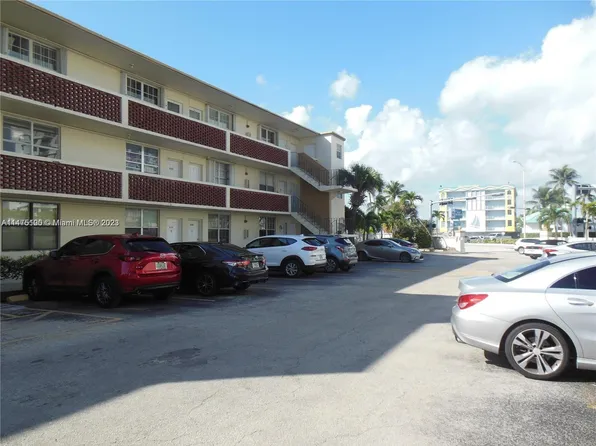 1790 79th Street Cswy APT B207, North Bay Village, FL 33141