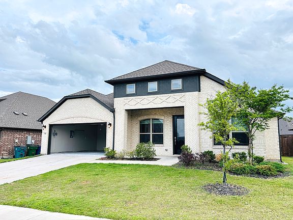 2nd image of 116 Aucuba Ln