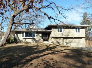 4634 White Oak Rd, Minnetonka, MN 55345