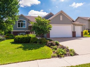 3474 Hart Ln SW, Rochester, MN 55902