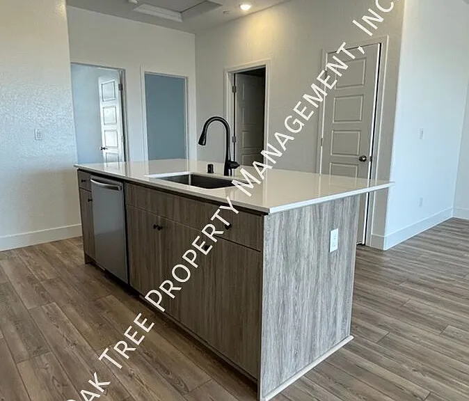 534 W Mahogany Ln — Photo 7