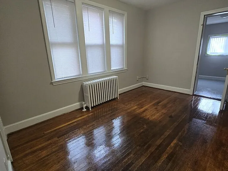 2843 Minnesota Ave SE — Photo 6