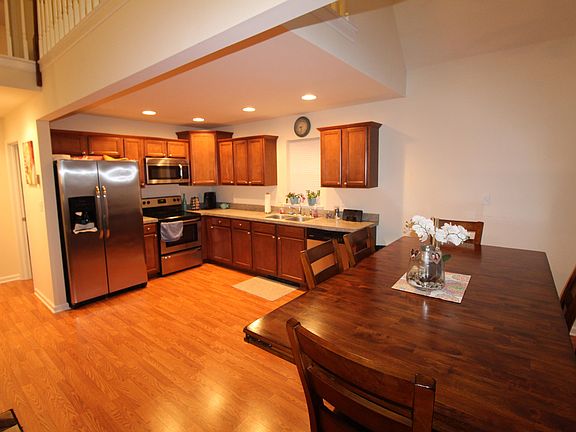 5th image of 192 Ginsburg Cir