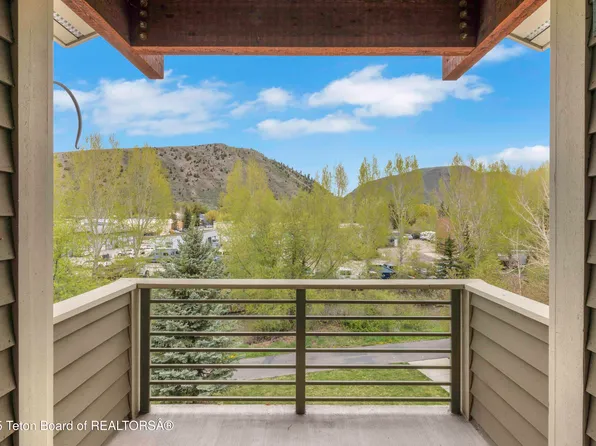 1325 S Highway 89, Jackson, WY 83001