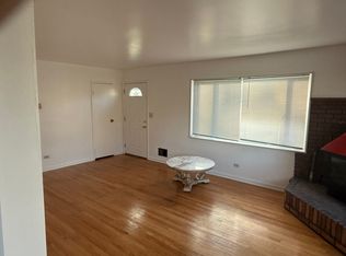 4715 Linden Ave, Glenview, IL 60025