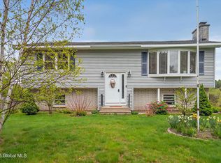 57 Garnsey Rd, Rexford, NY 12148