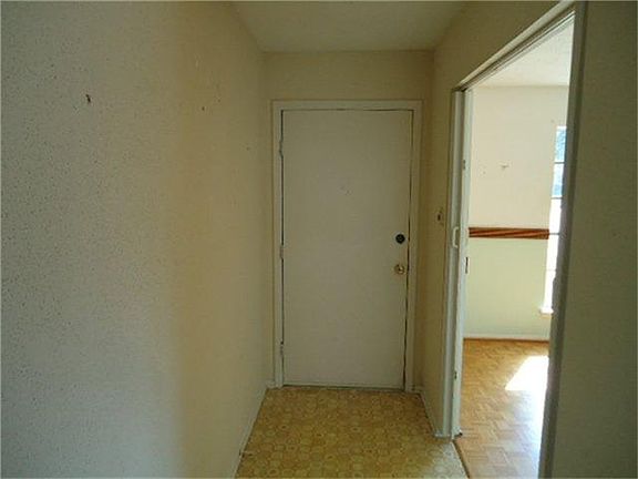 2nd image of 9906 Enchanted Stone Dr