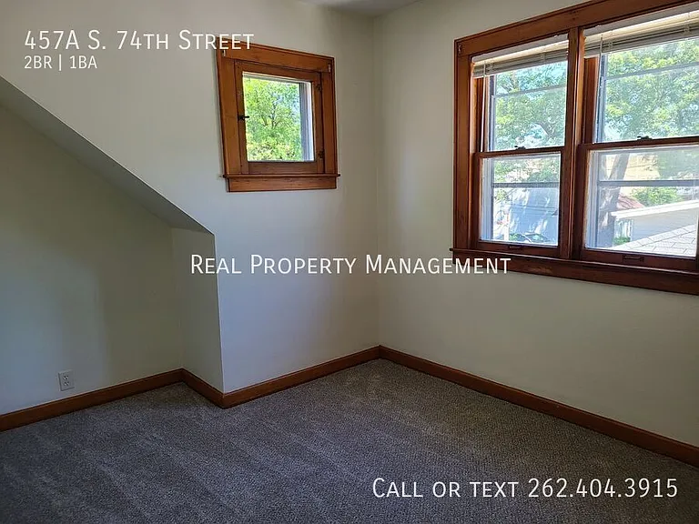 457A S 74th St — Photo 19