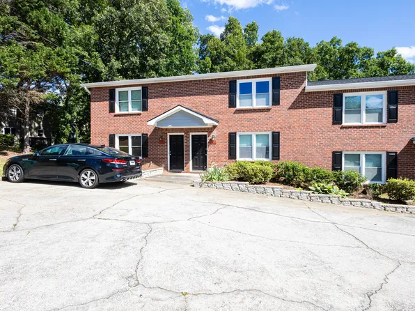 3092 Spruce Cir, Snellville, GA 30078
