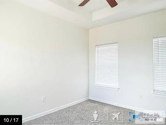 2101 Treasure Oaks Dr — Photo 5