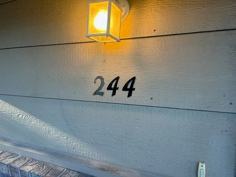 240 S Sheridan St — Photo 19