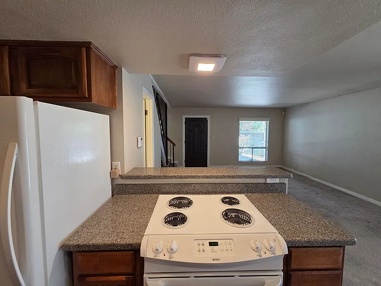 1809 E Frier Dr #2 — Photo 9