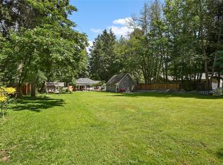 5470 Alderley Rd, Saanich, BC V8Y 1X8