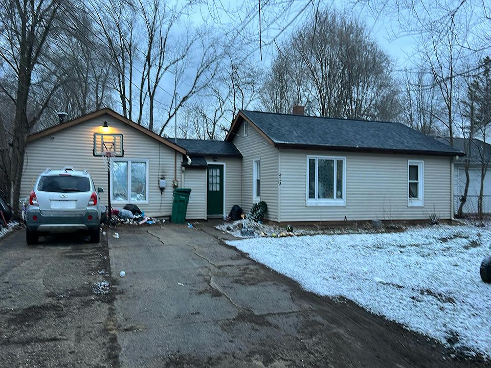 1st image of 410 Wellington Ave