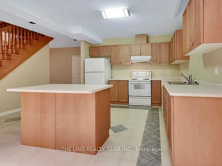 238 Deerglen Ter — Photo 14