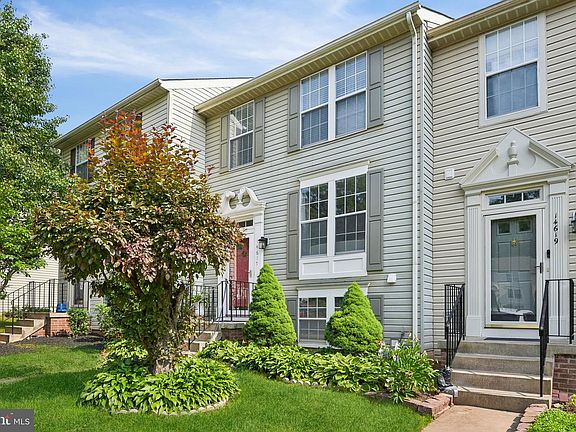 2nd image of 14617 Woodspring Ct