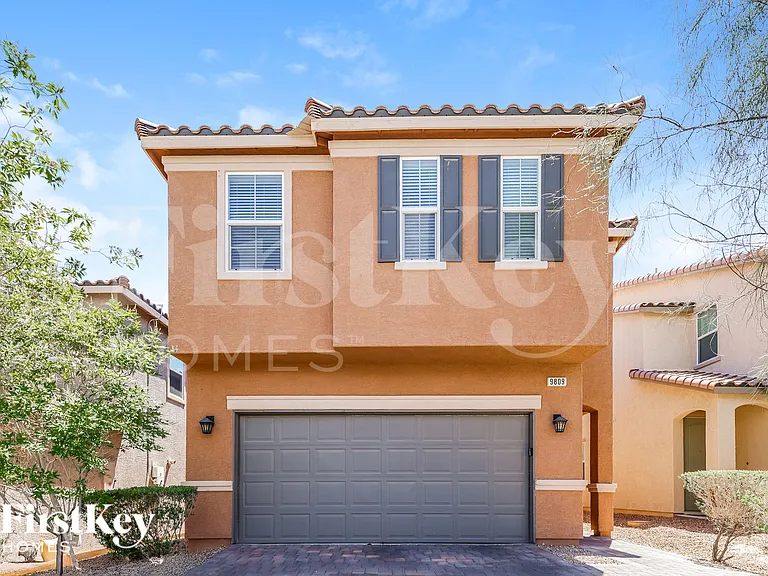 9809 Dryden Ct — Photo 1