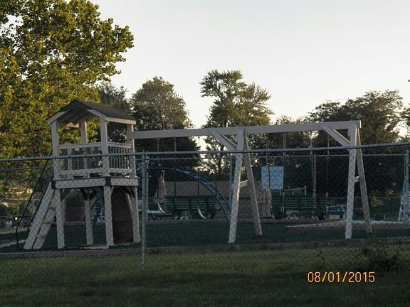 3rd image of 5200 Hilltop Dr APT I13