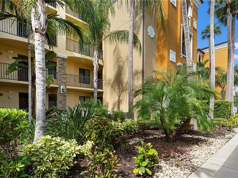 9727 Acqua Ct #444 — Photo 21