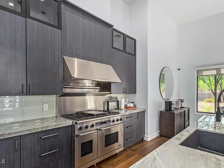 16468 N 113th Way — Photo 7