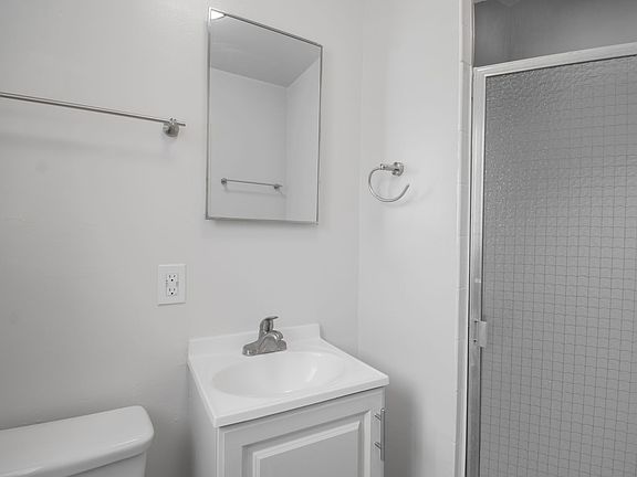 5th image of 7240 Alabama Ave APT 17