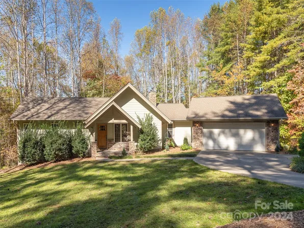 149 Cold Springs Rd, Hendersonville, NC 28792