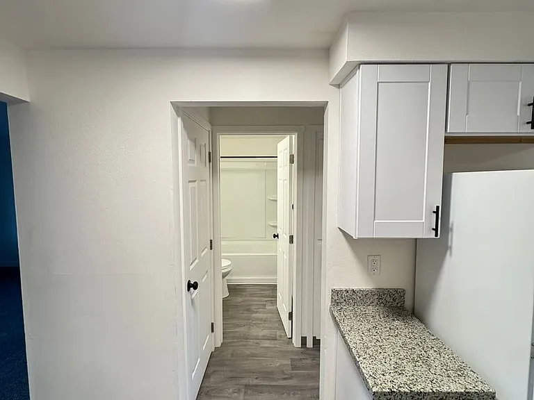 523-01 Benton Village — Photo 17