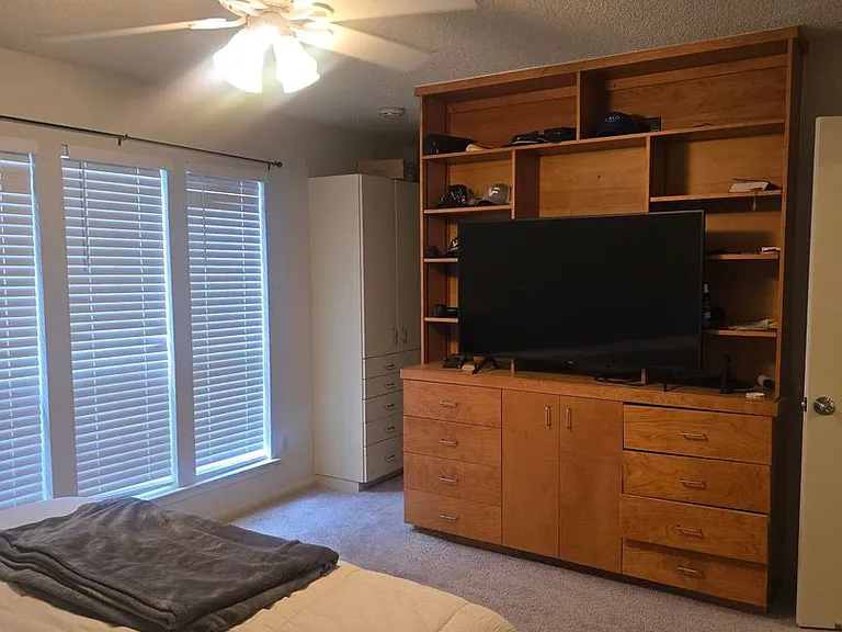 2314 Farnswood Cir — Photo 10