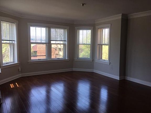 4th image of 8021 Kilpatrick Ave #3