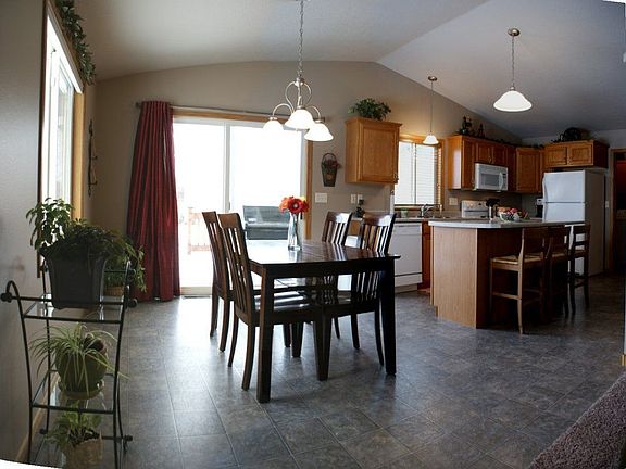 EATING AREA