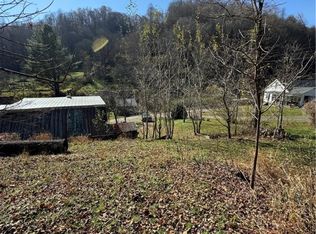 652 Isaacs Branch Rd, Sugar Grove, NC 28679