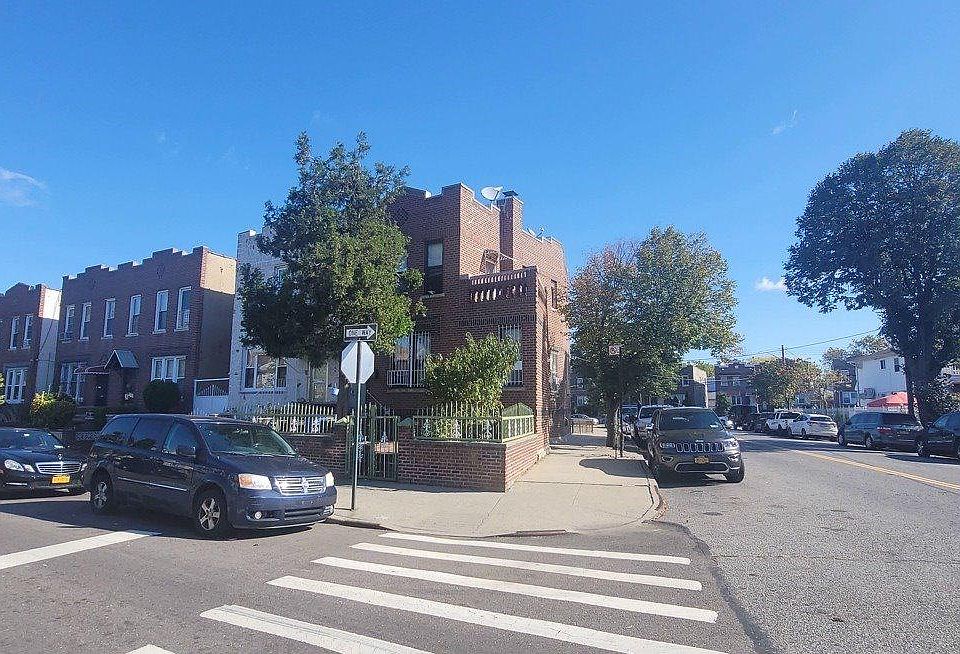 1st image of 31-27 96th St
