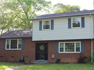 2050 Woodmont Dr, North Chesterfield, VA 23235