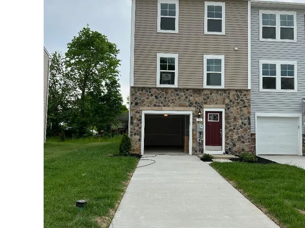 76 Tate Manor Dr, Charles Town, WV 25414