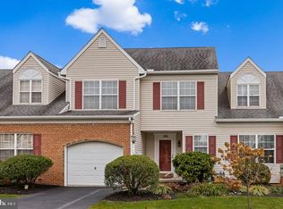 124 Carriage Hill Ln, York, PA