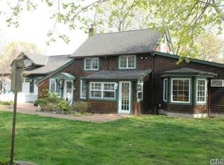 172 Richmond Ave, Amityville, NY 11701