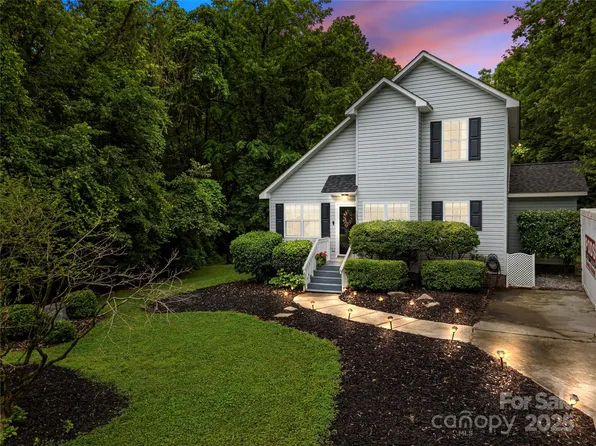 7830 Sarah Dr, Denver, NC 28037