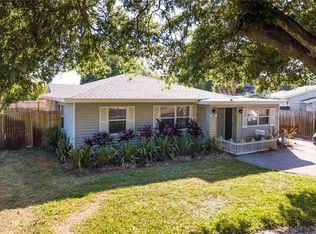 1222 Essex Dr N, Saint Petersburg, FL 33710
